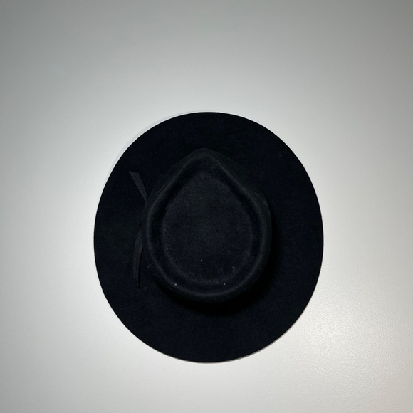 Lack of Color -- The Jethro Black Hat - Picture 2 of 10